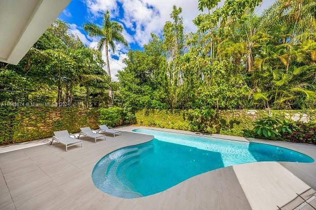 LEAFY WAY - Residential Lease