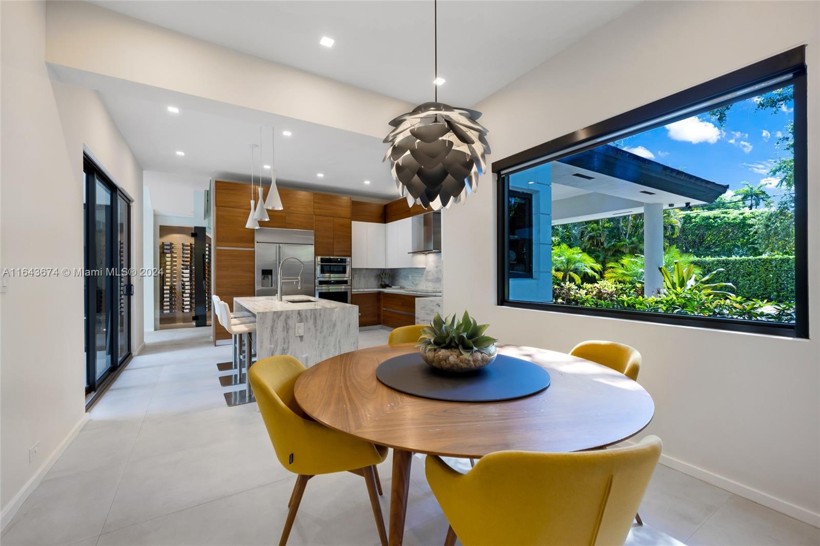 LEAFY WAY - Residential Lease