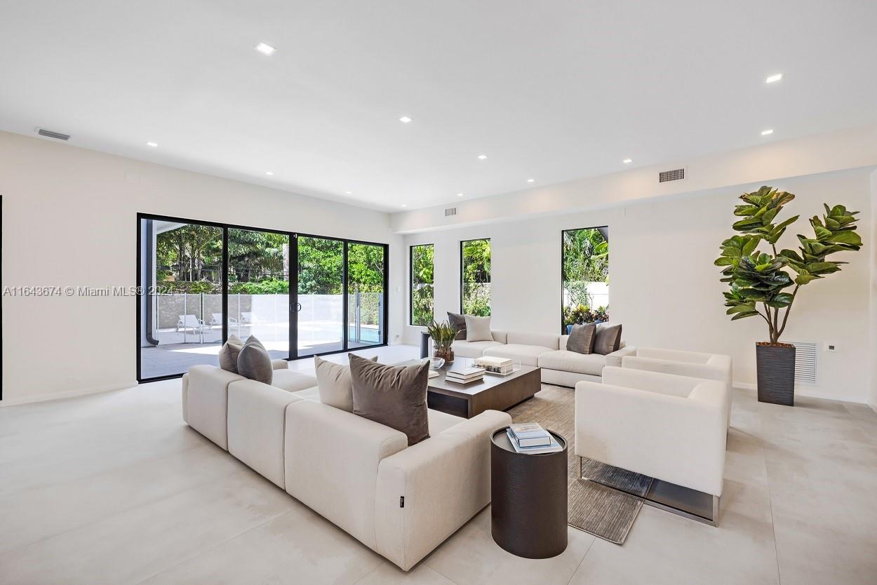 LEAFY WAY - Residential Lease