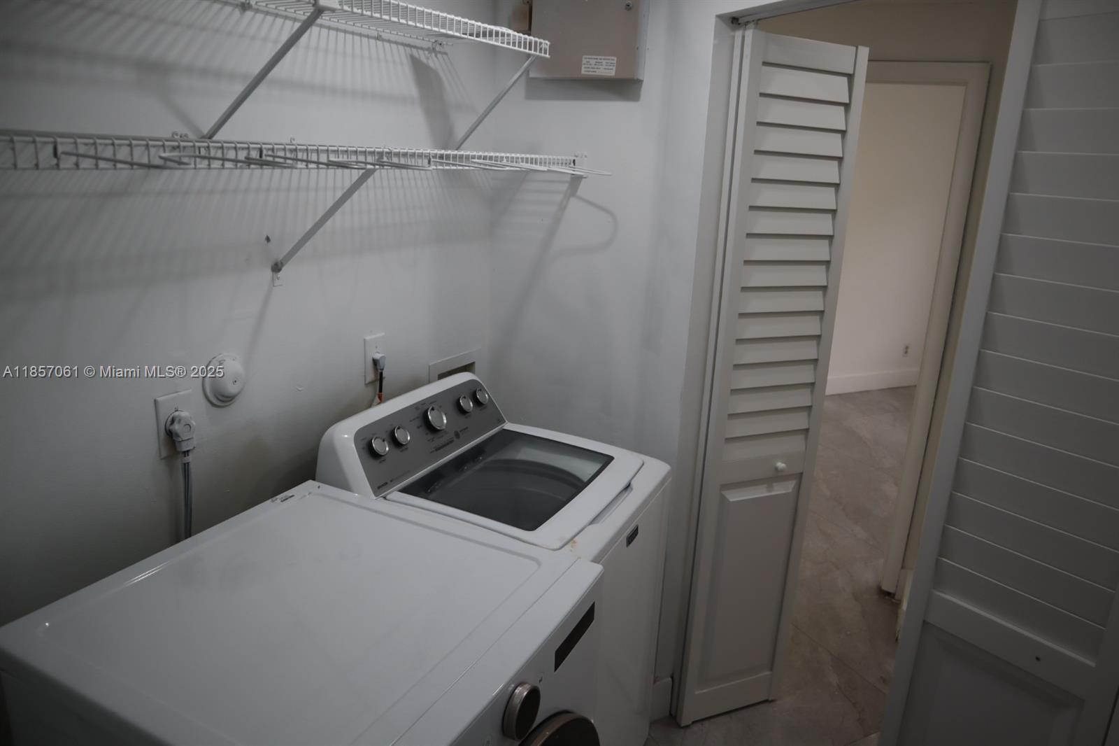 LAS VERDES CONDO - Residential