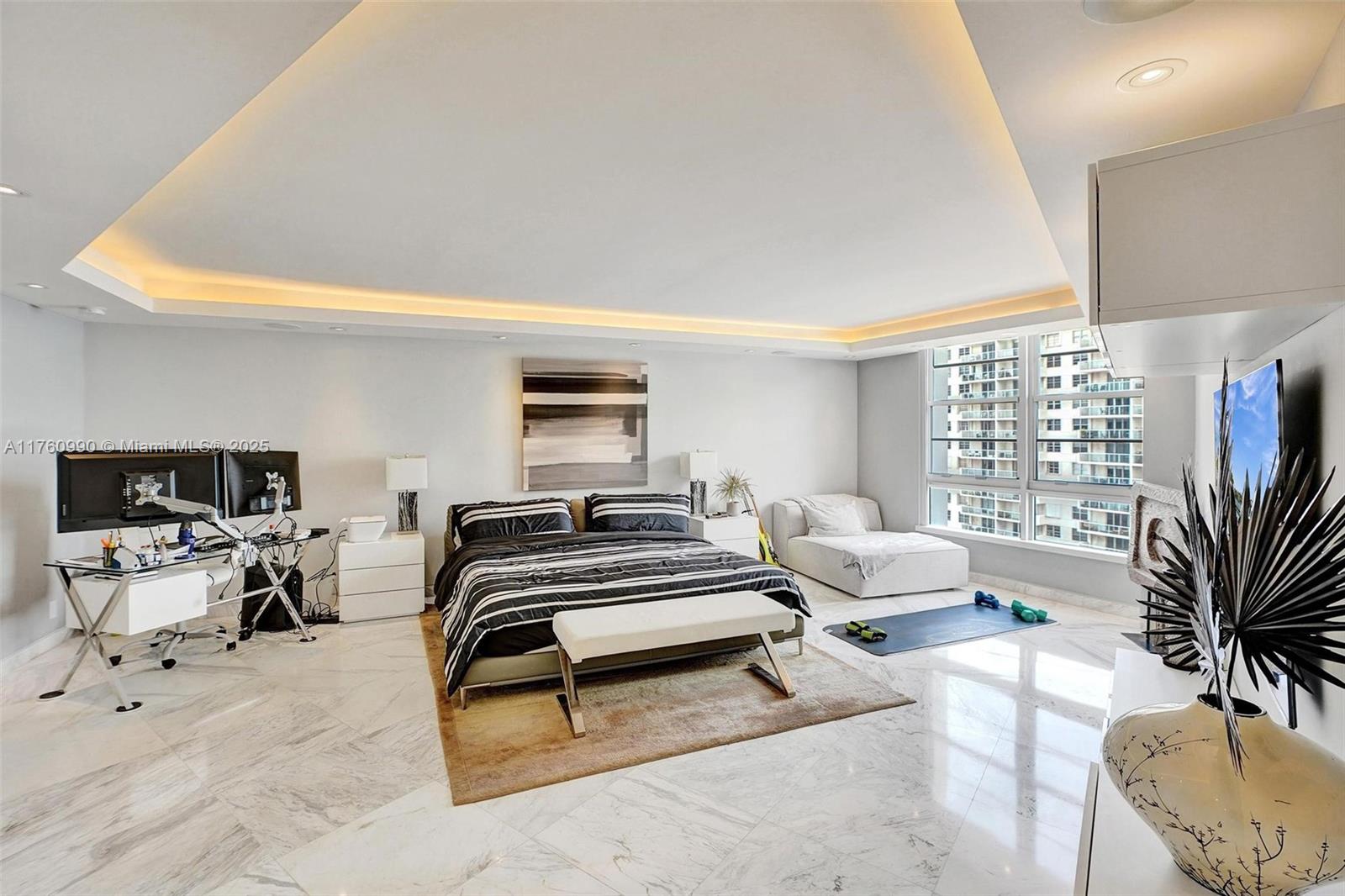 FIFTY SIX-SIXTY COLLINS A - Residential