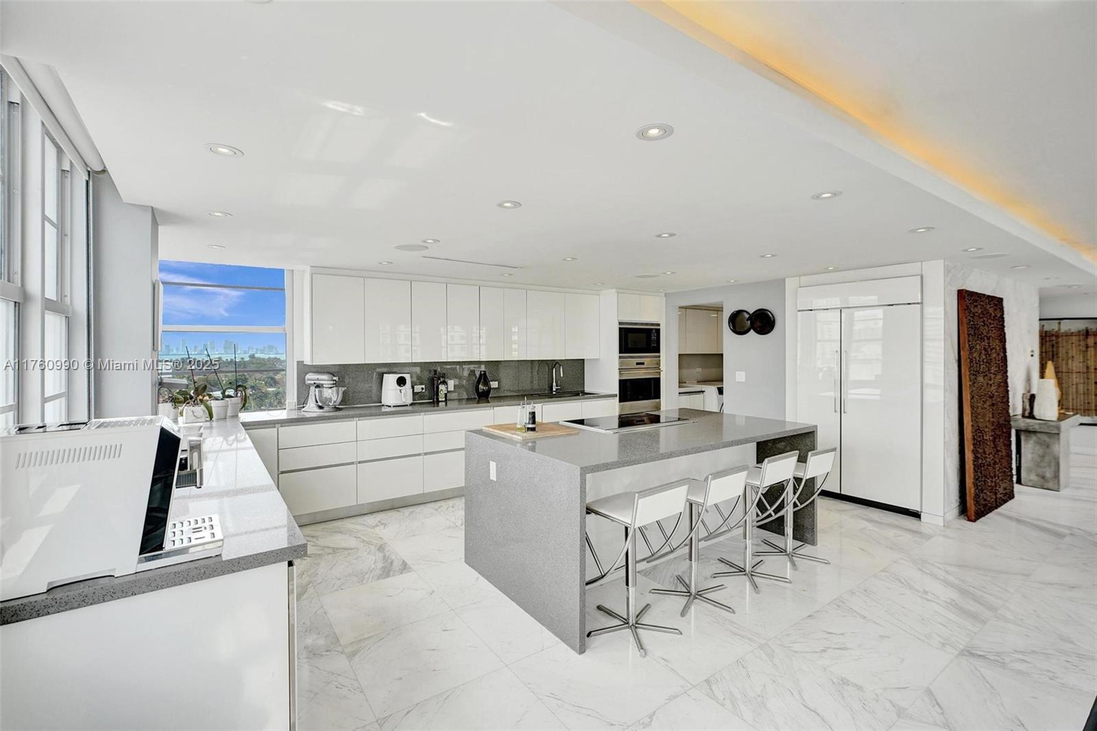 FIFTY SIX-SIXTY COLLINS A - Residential