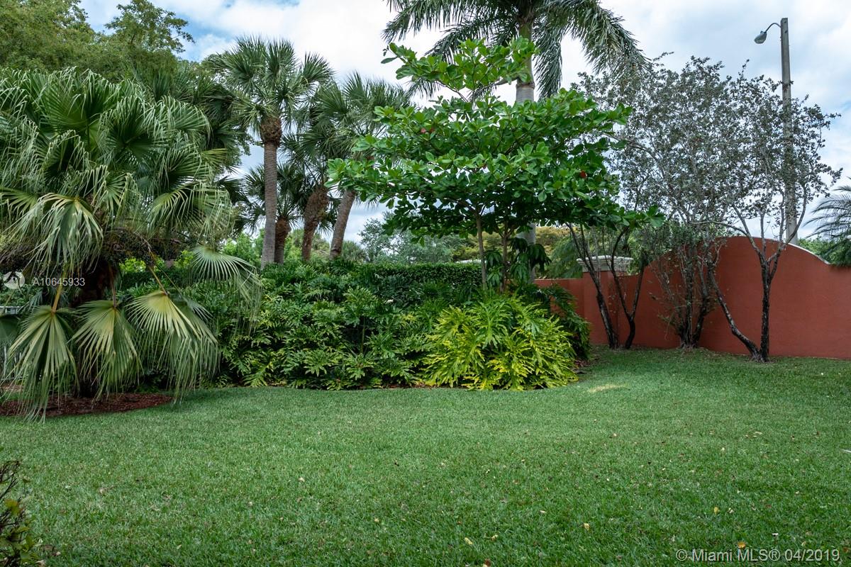 DIAMOND CAY - Residential