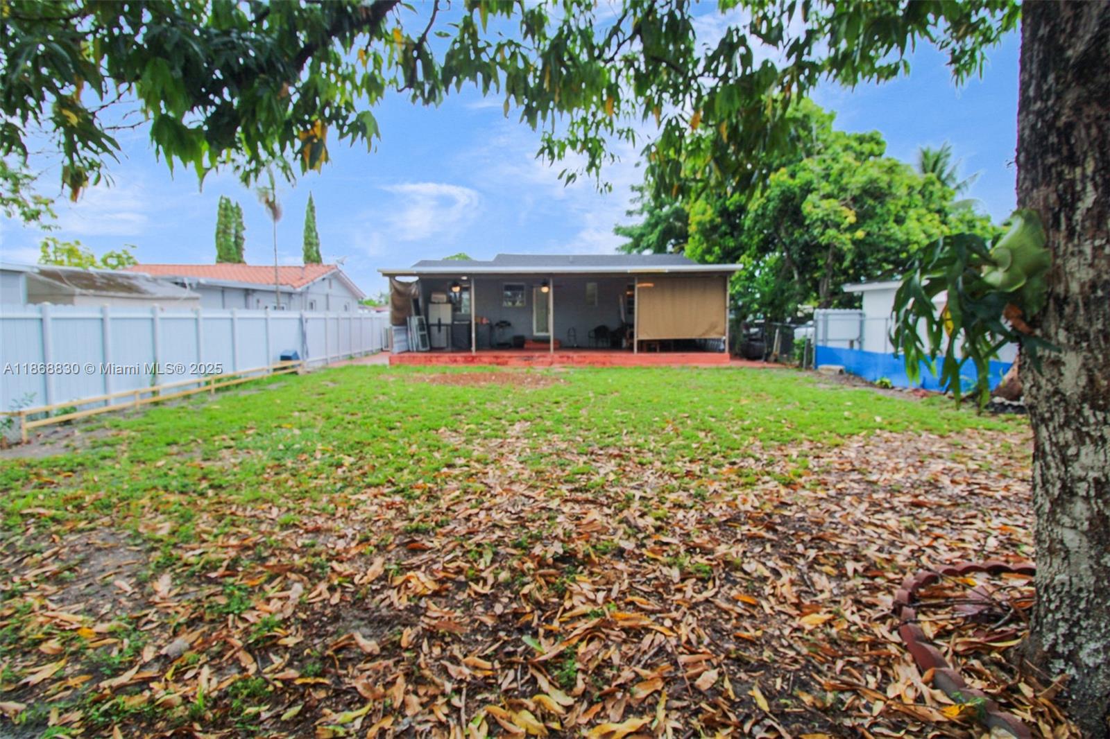 6TH ADDN TO HIALEAH - Residential