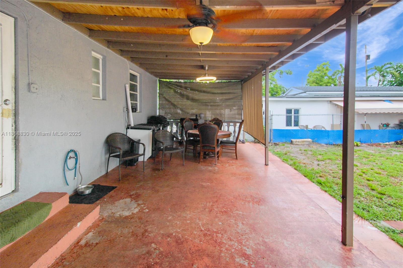 6TH ADDN TO HIALEAH - Residential