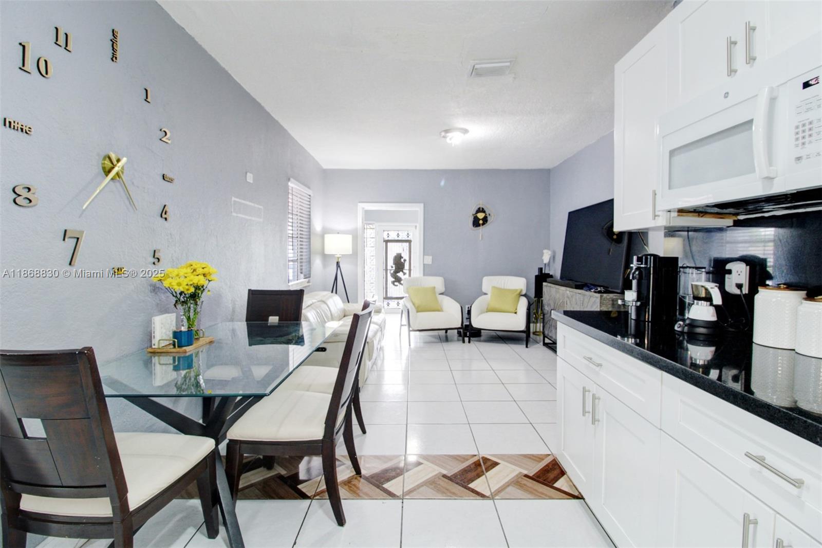 6TH ADDN TO HIALEAH - Residential