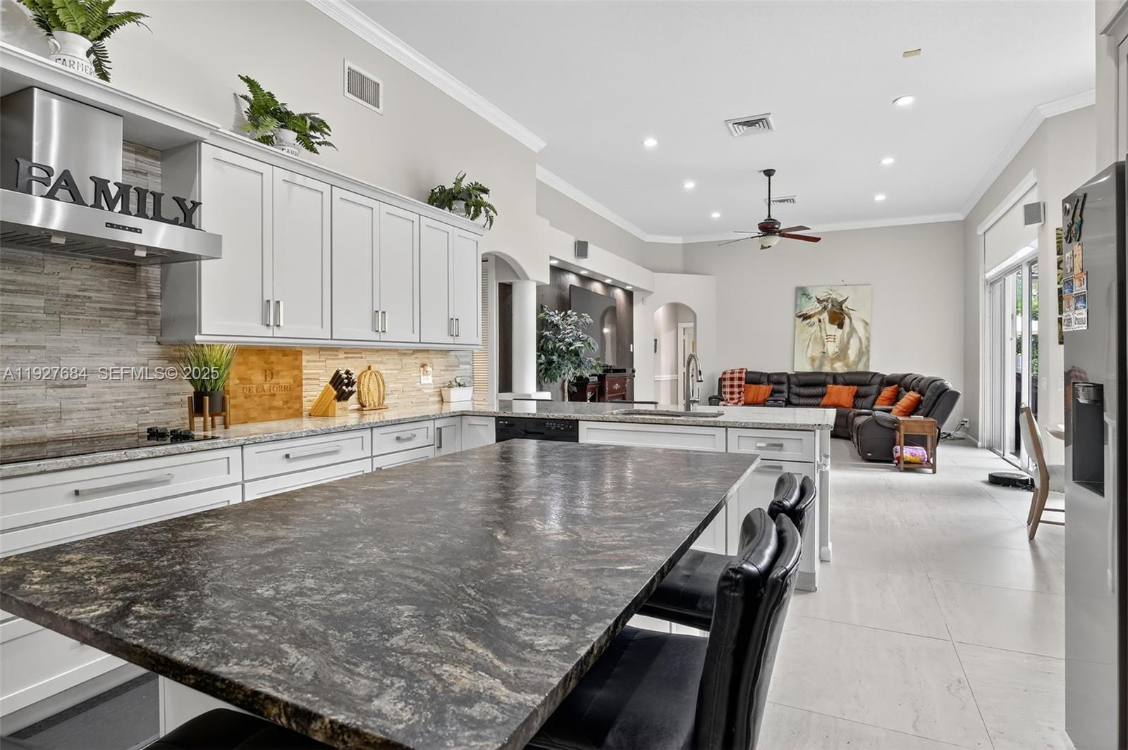 SECTOR 6 EAST - Residential