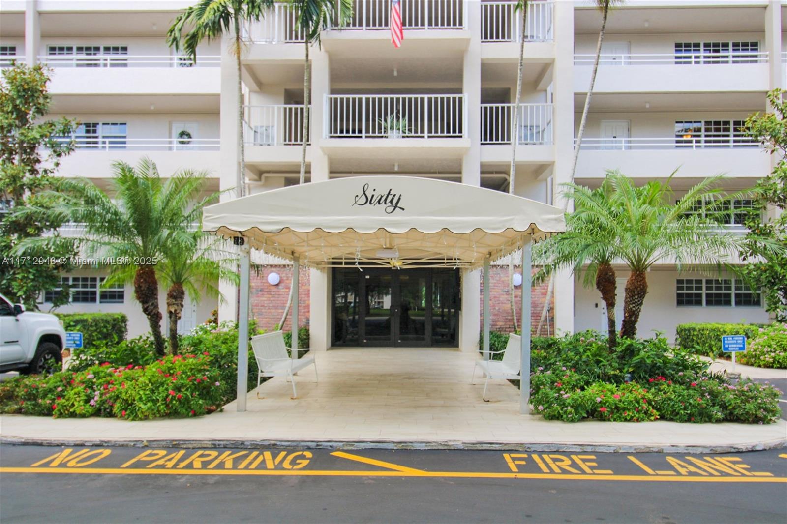 NO 60 PALM-AIRE COUNTRY C - Residential