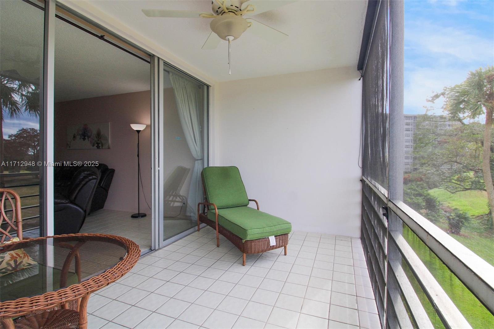 NO 60 PALM-AIRE COUNTRY C - Residential