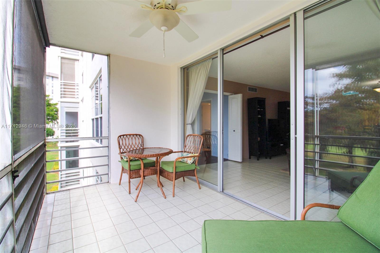 NO 60 PALM-AIRE COUNTRY C - Residential