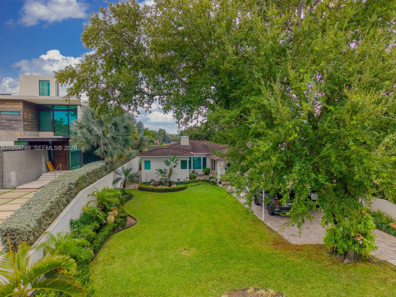 HIBISCUS ISLAND - Residential