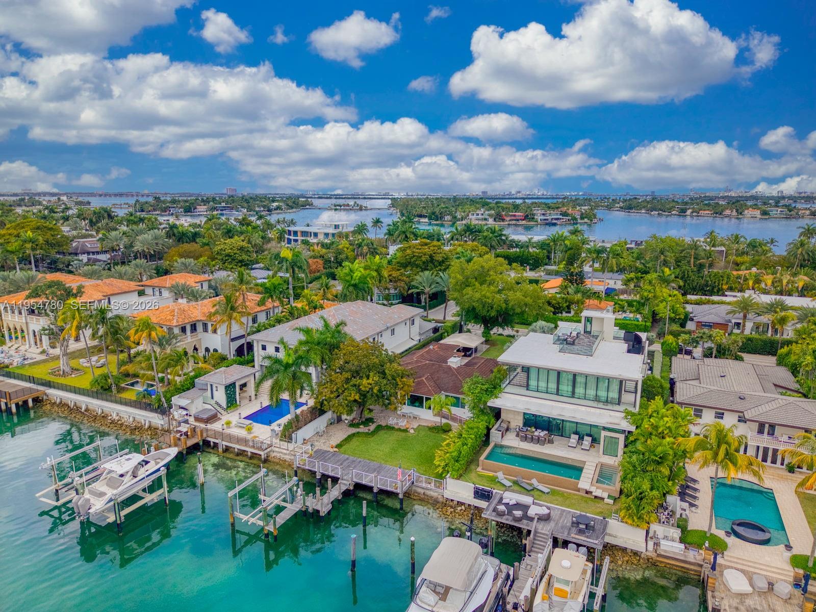 HIBISCUS ISLAND - Residential