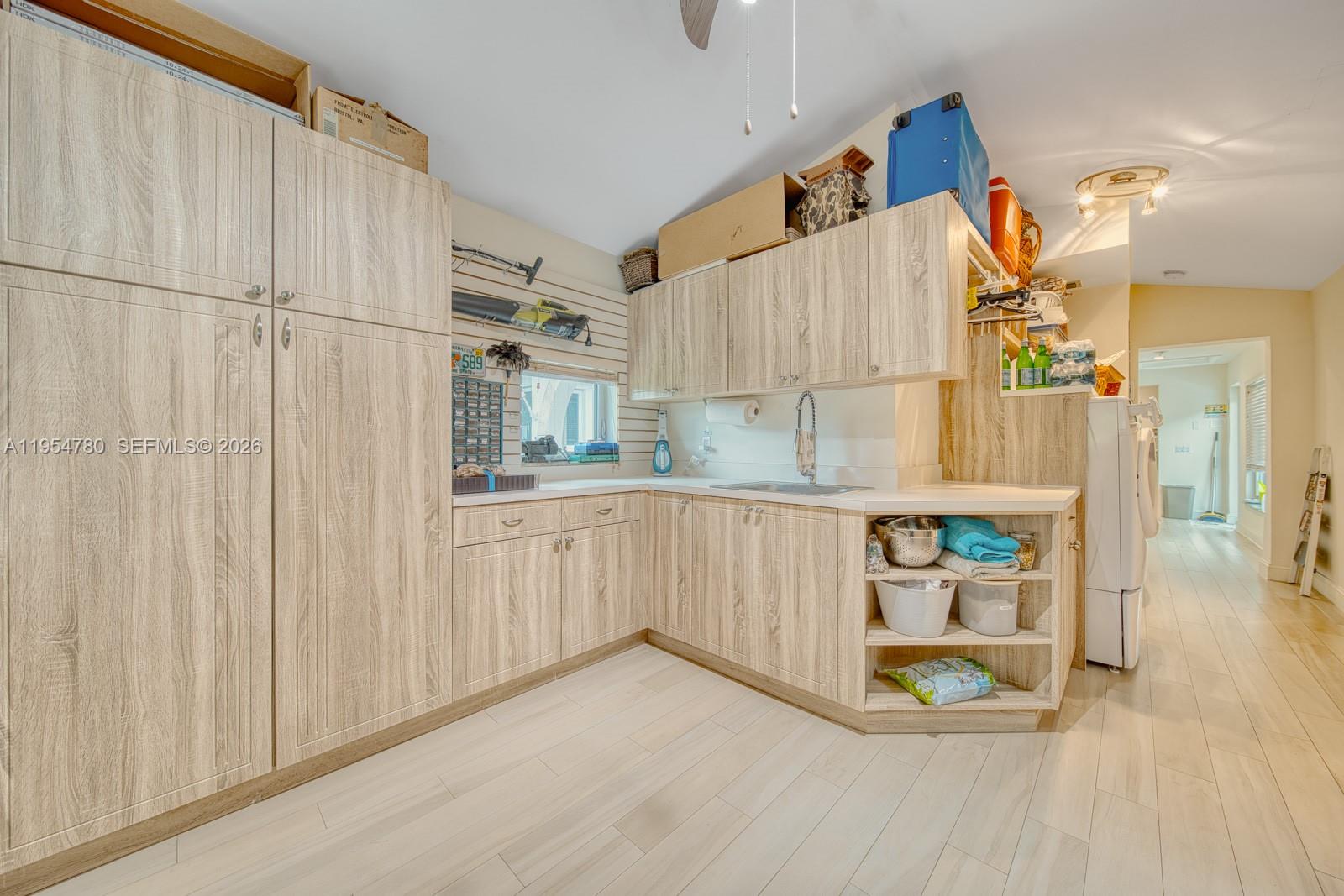 HIBISCUS ISLAND - Residential