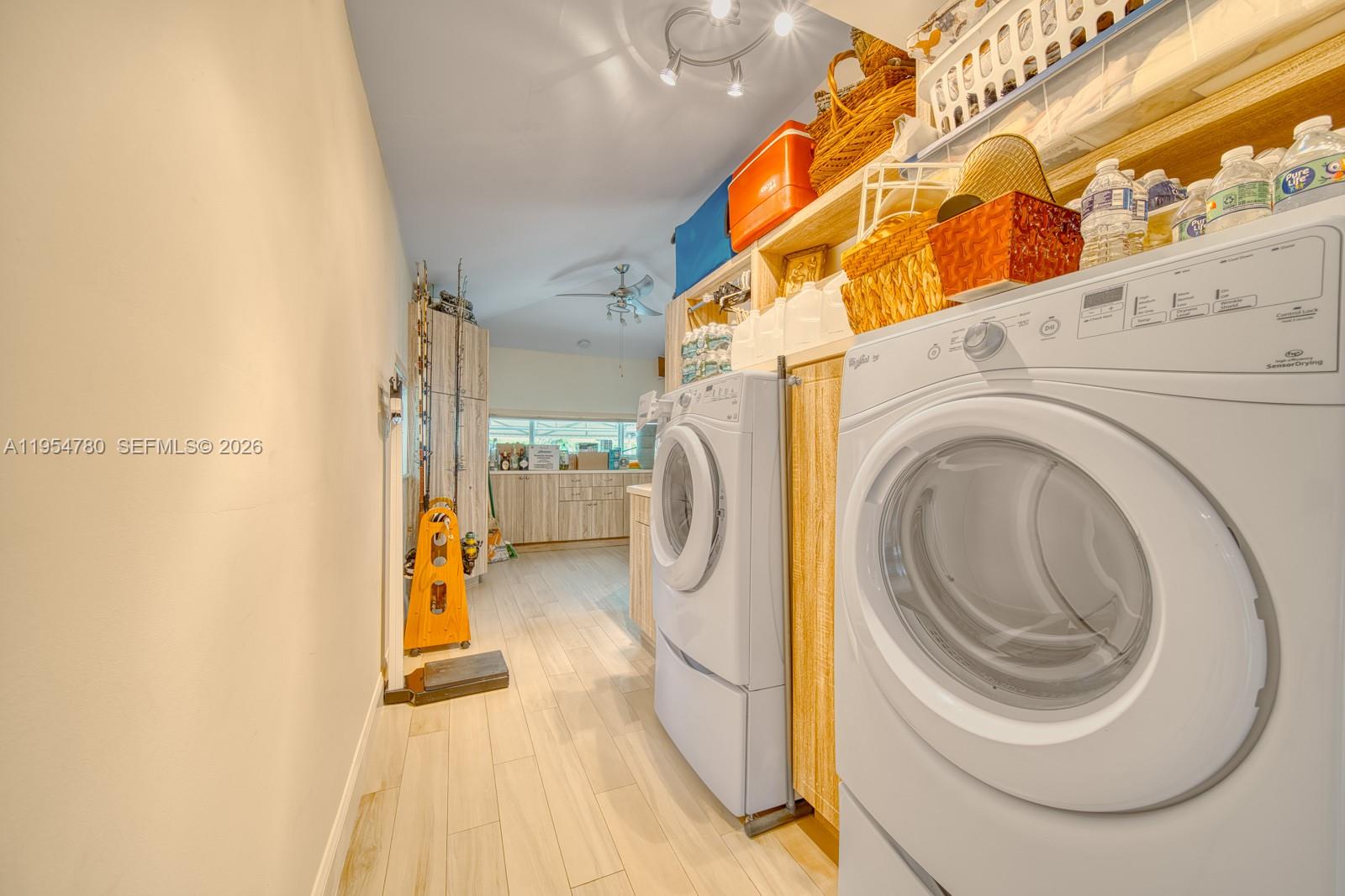 HIBISCUS ISLAND - Residential