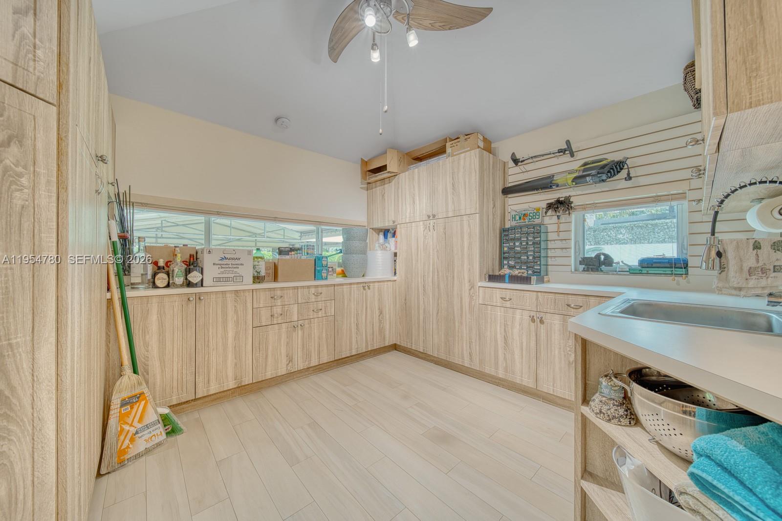 HIBISCUS ISLAND - Residential