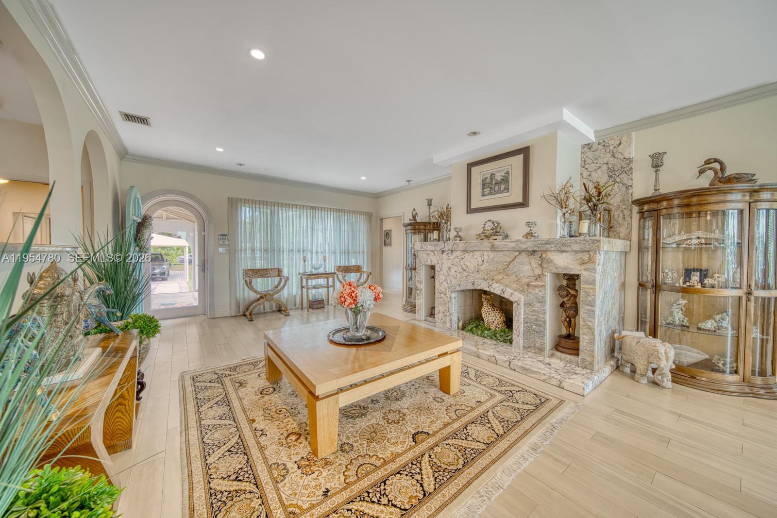 HIBISCUS ISLAND - Residential