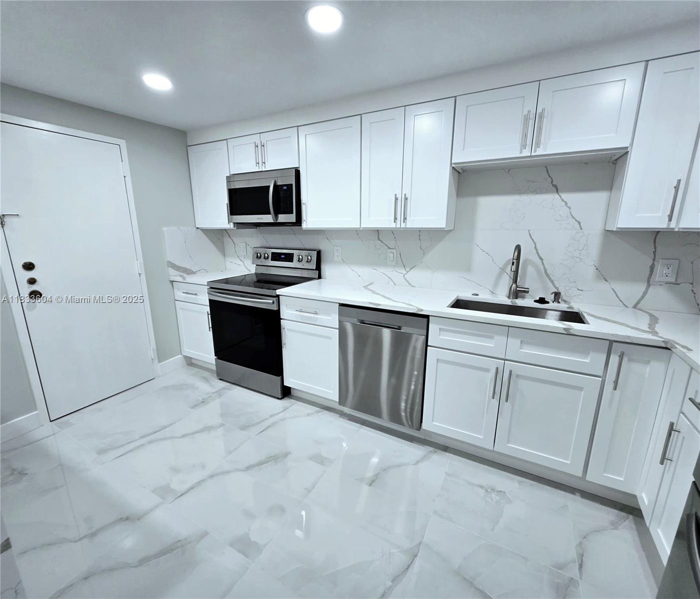 3710 Inverrary 2P
