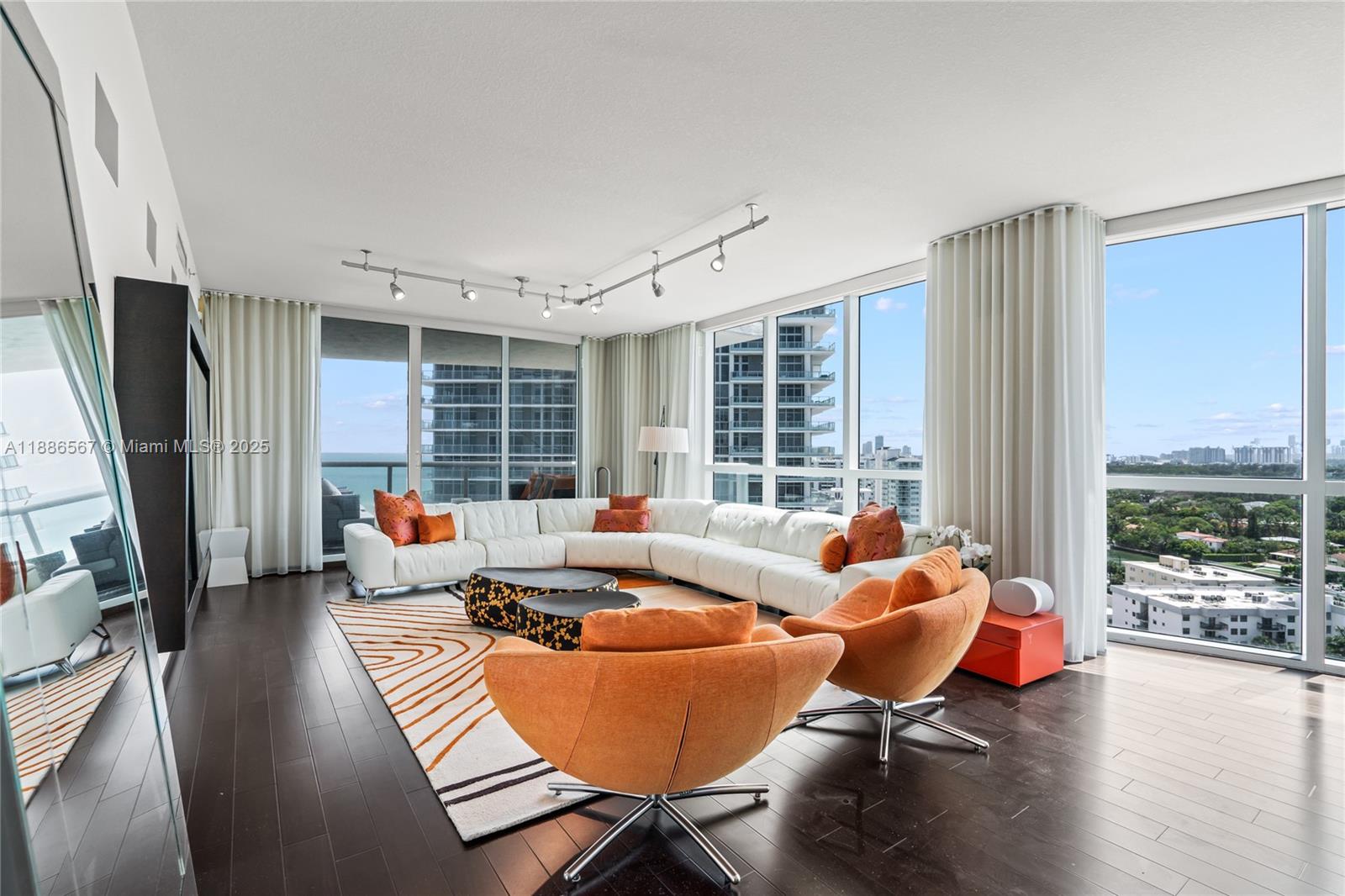 MOSAIC ON MIAMI BEACH CON - Residential Lease