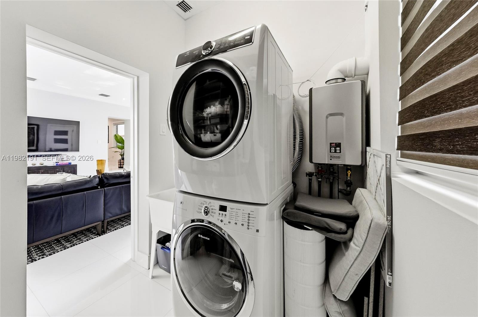 AMD EDGEWATER MANORS - Residential