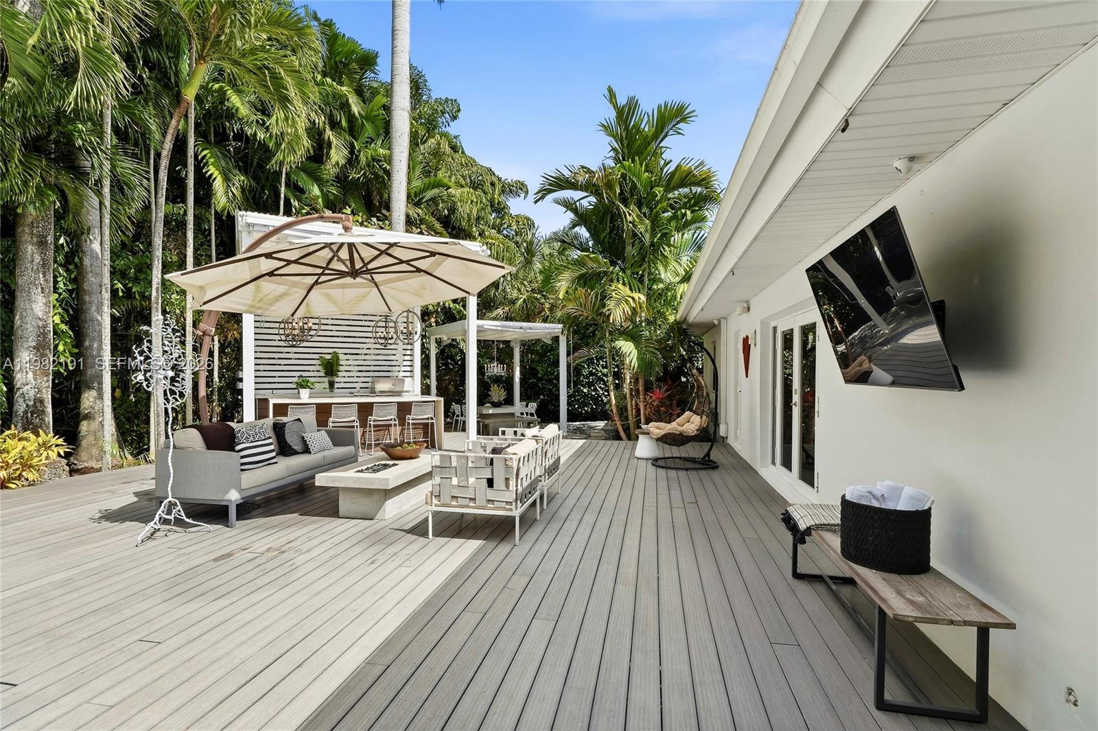 AMD EDGEWATER MANORS - Residential