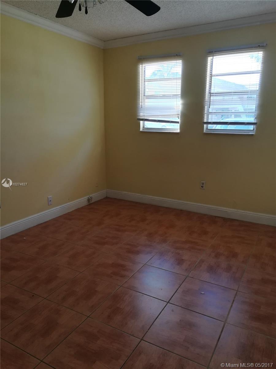 CRESTHAVEN 8 - Residential