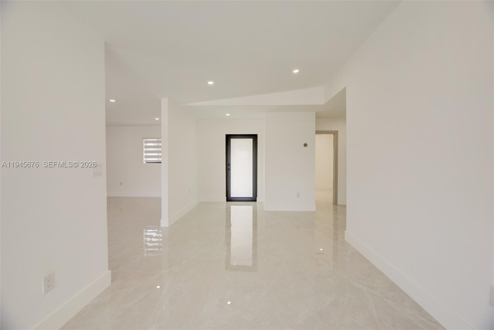 MEADOW WOOD MANOR #4 - Residential