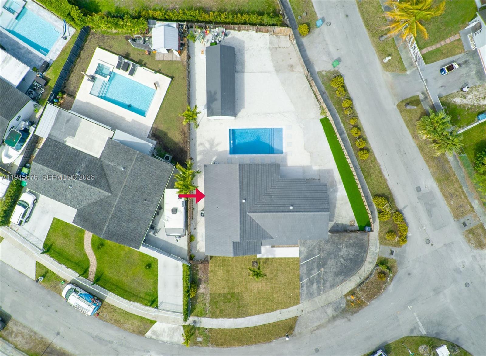 MEADOW WOOD MANOR #4 - Residential