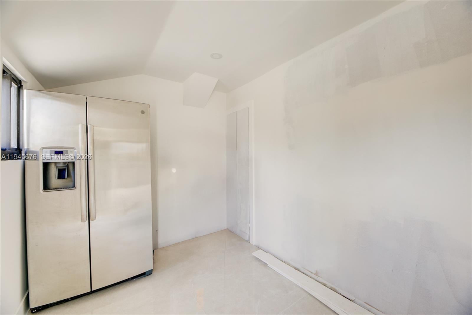 MEADOW WOOD MANOR #4 - Residential