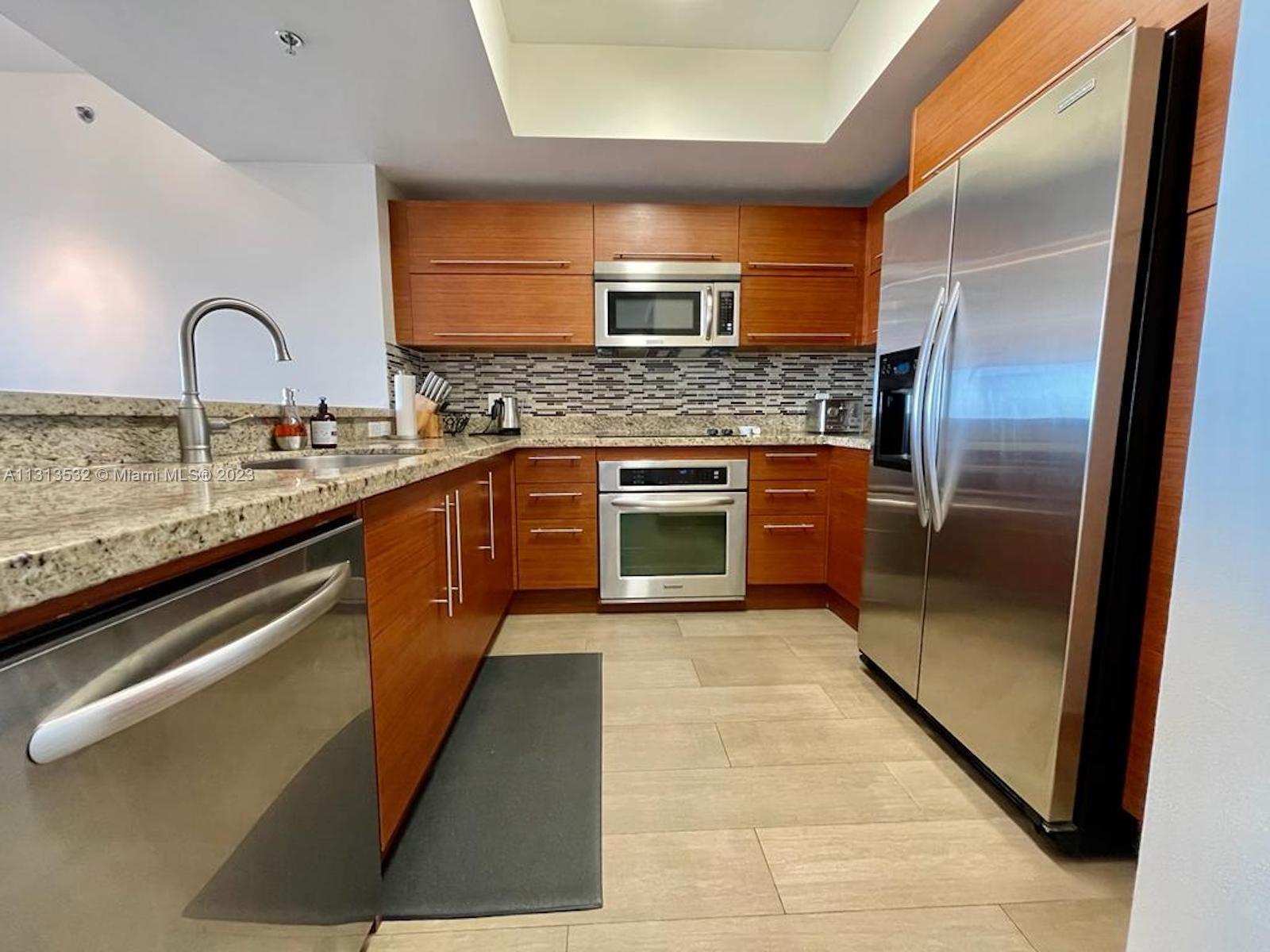 Photo 8 of 46 of 2641 N Flamingo Rd 2304N condo