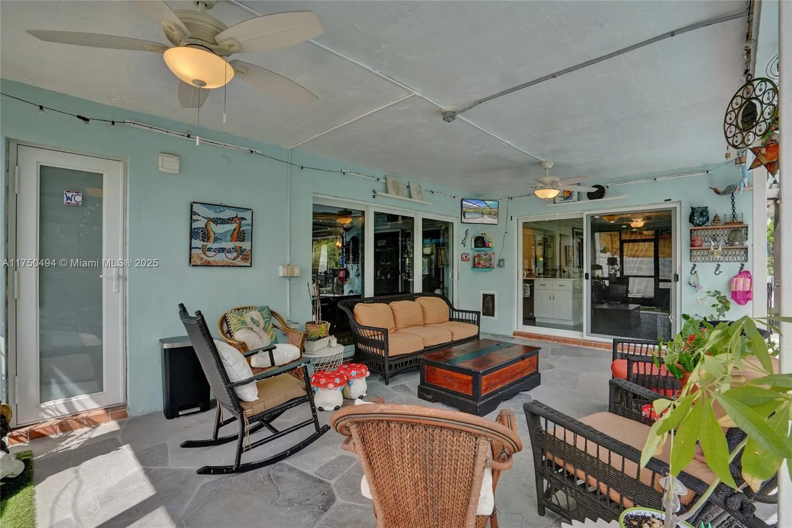 Coconut Creek, Florida 33066, United States, 4 Bedrooms Bedrooms, ,4 BathroomsBathrooms,Residential,Pending,78538