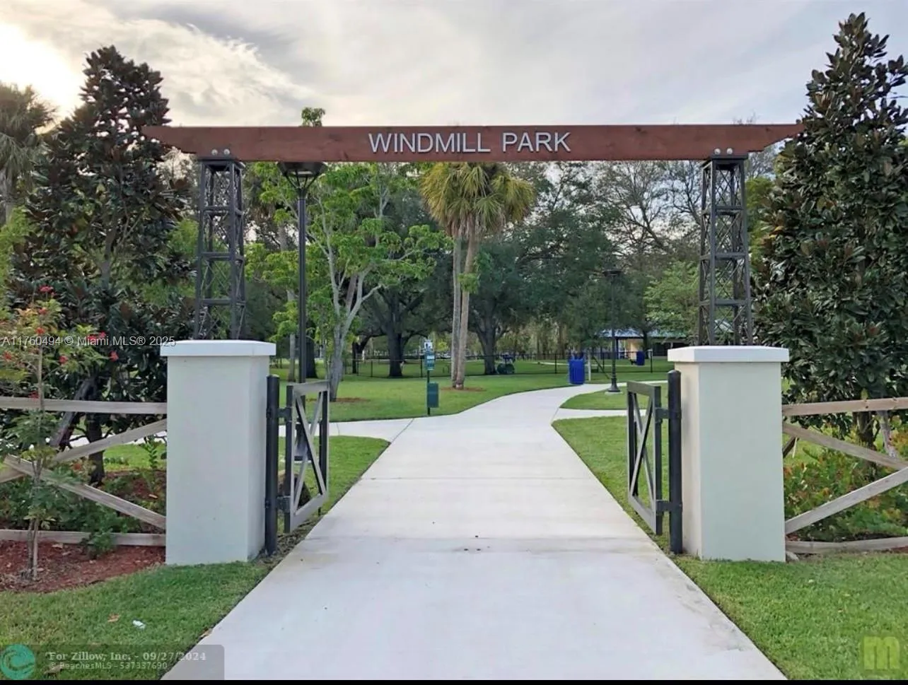 Coconut Creek, Florida 33066, United States, 4 Bedrooms Bedrooms, ,4 BathroomsBathrooms,Residential,Pending,78538