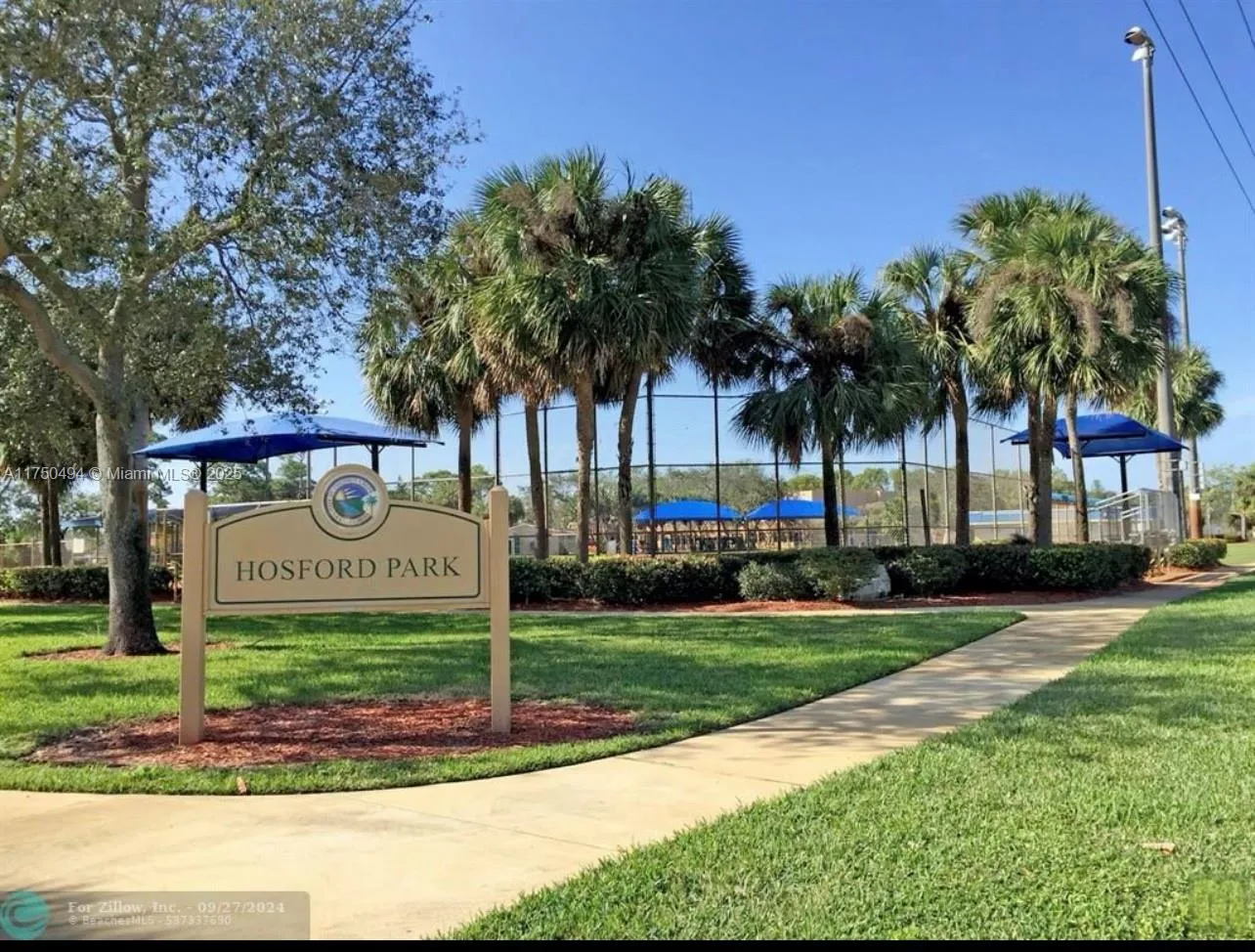 Coconut Creek, Florida 33066, United States, 4 Bedrooms Bedrooms, ,4 BathroomsBathrooms,Residential,Pending,78538