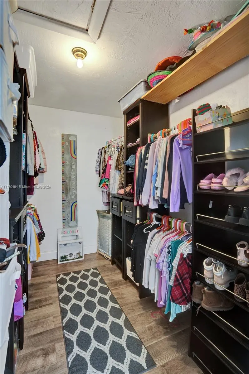 Coconut Creek, Florida 33066, United States, 4 Bedrooms Bedrooms, ,4 BathroomsBathrooms,Residential,Pending,78538