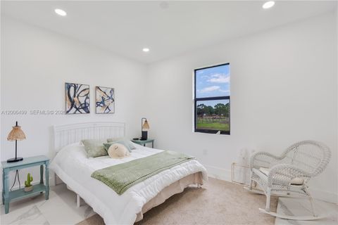 Tiny photo for 655 N Olivo St, Clewiston, FL 33440 (MLS # A12006499)