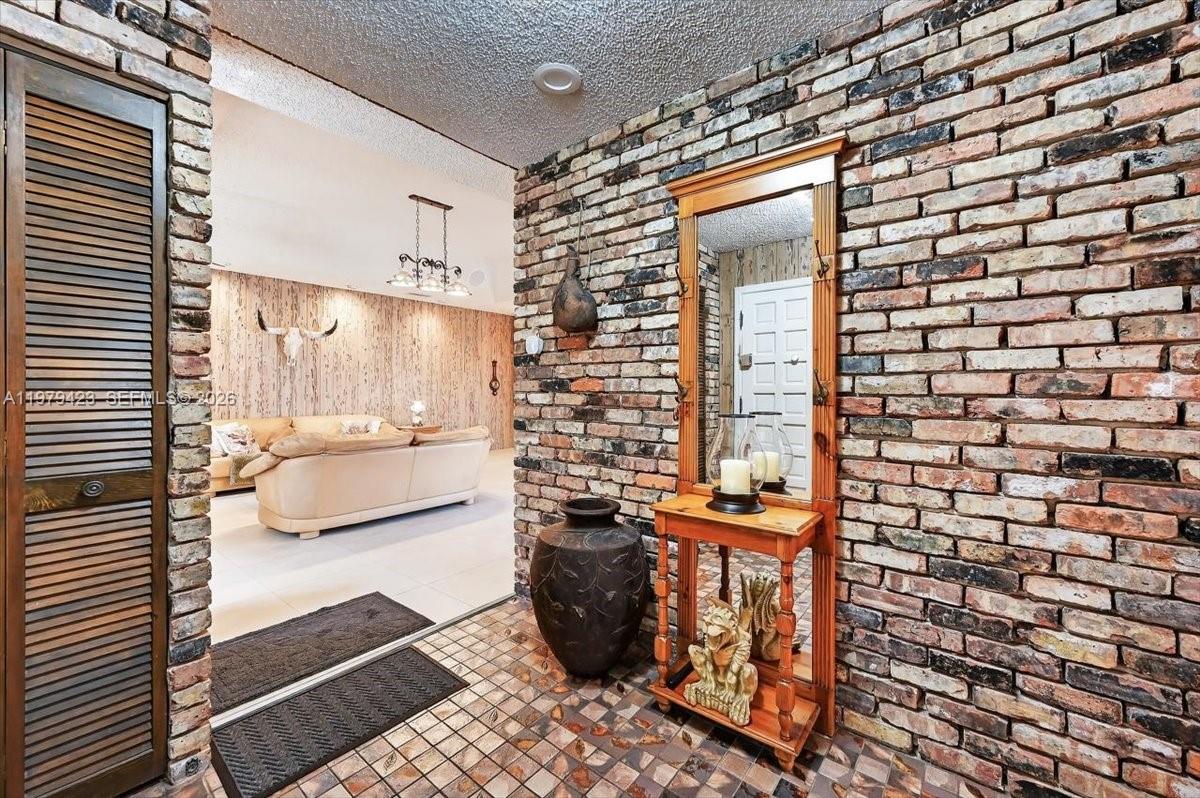 OLD CUTLER GROVE - Residential