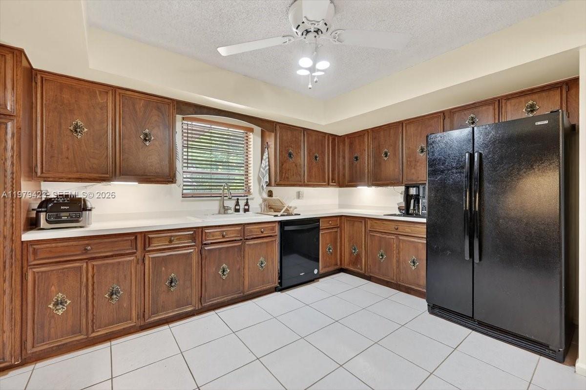 OLD CUTLER GROVE - Residential