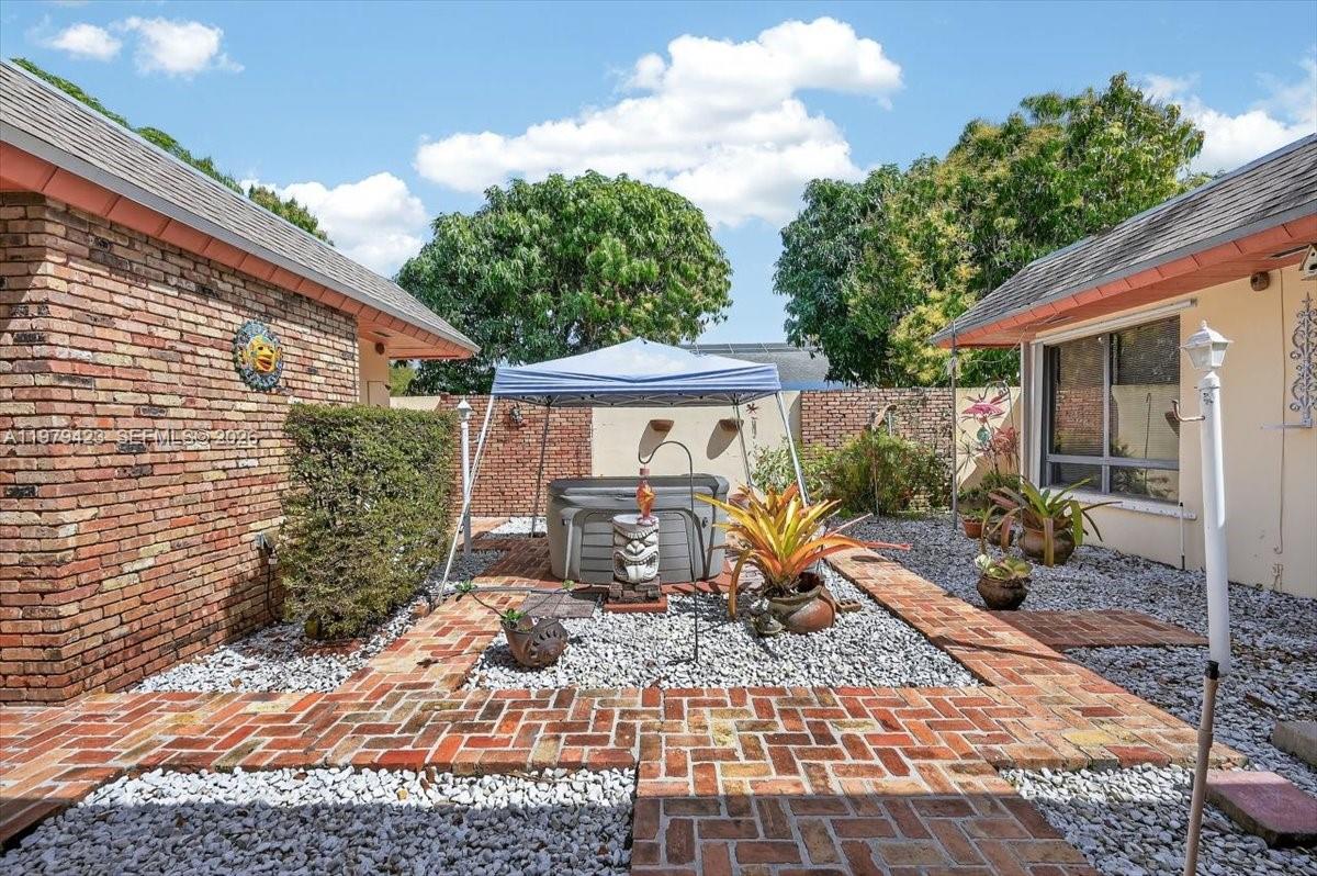 OLD CUTLER GROVE - Residential