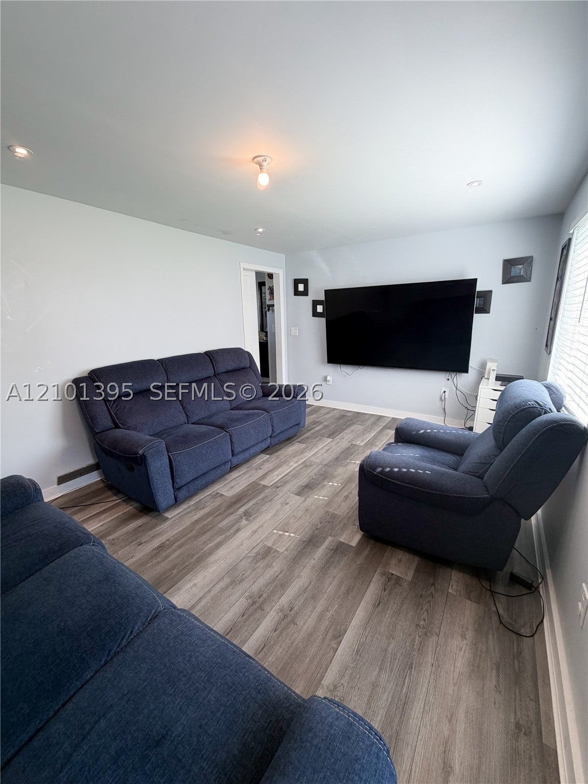615 Columbus Pkwy