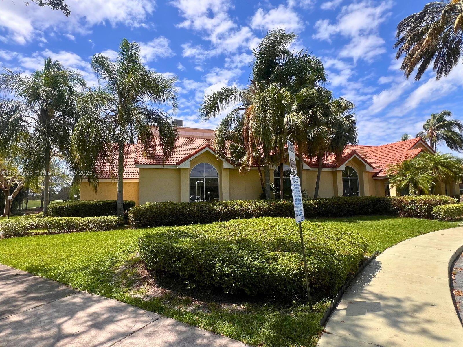 ISLES AT LAGO MAR CONDO - Residential Lease