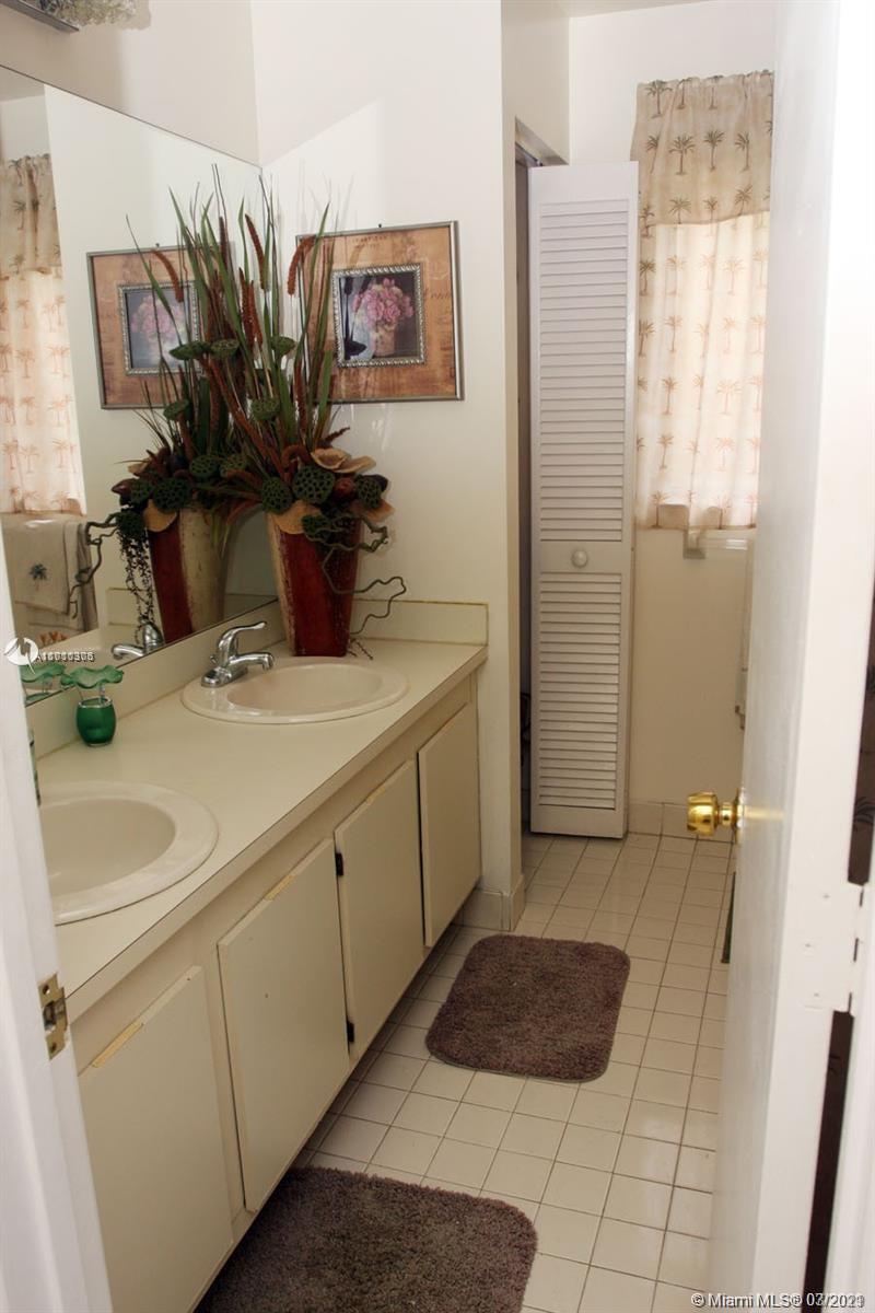 BOULEVARD WOODS WEST SEC - Residential