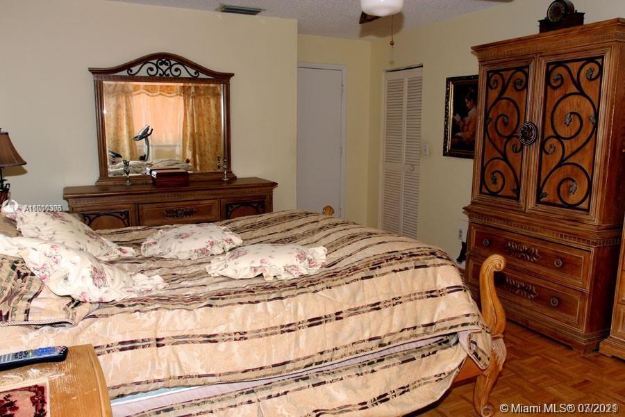 BOULEVARD WOODS WEST SEC - Residential