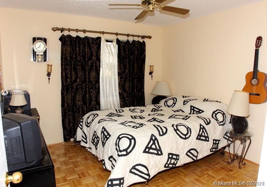 BOULEVARD WOODS WEST SEC - Residential