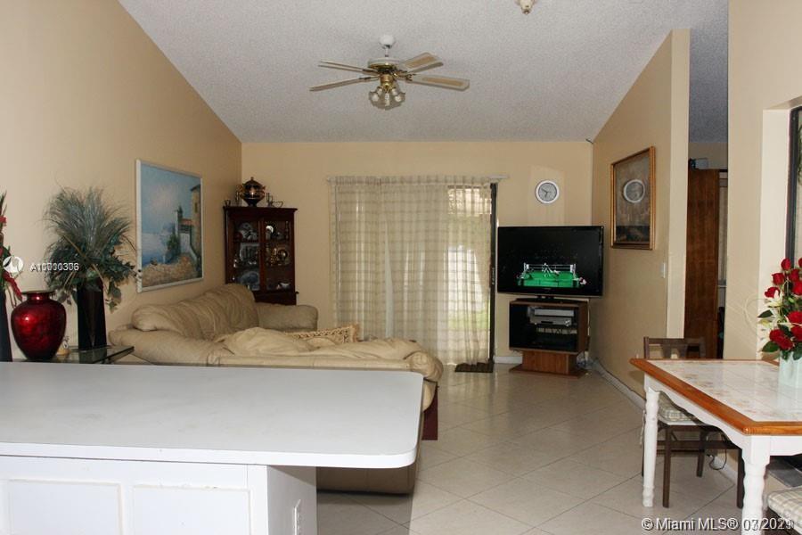 BOULEVARD WOODS WEST SEC - Residential