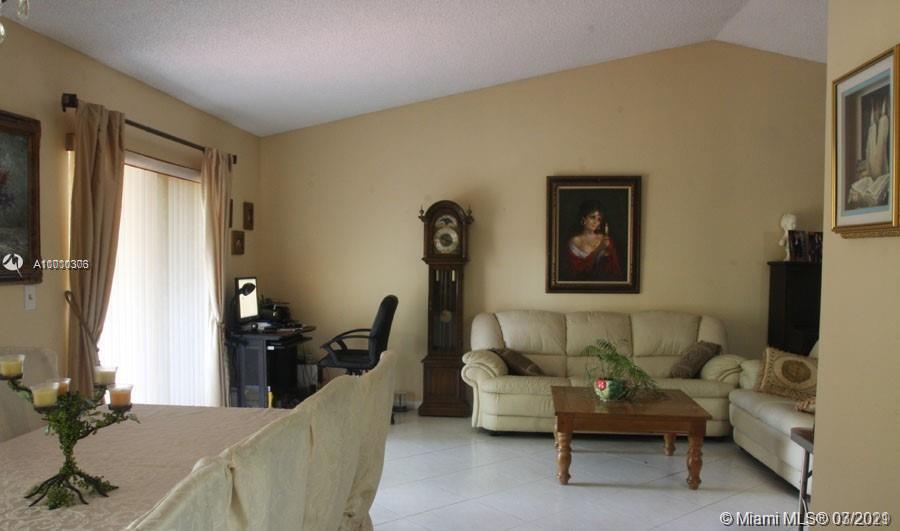 BOULEVARD WOODS WEST SEC - Residential