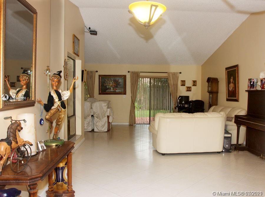 BOULEVARD WOODS WEST SEC - Residential