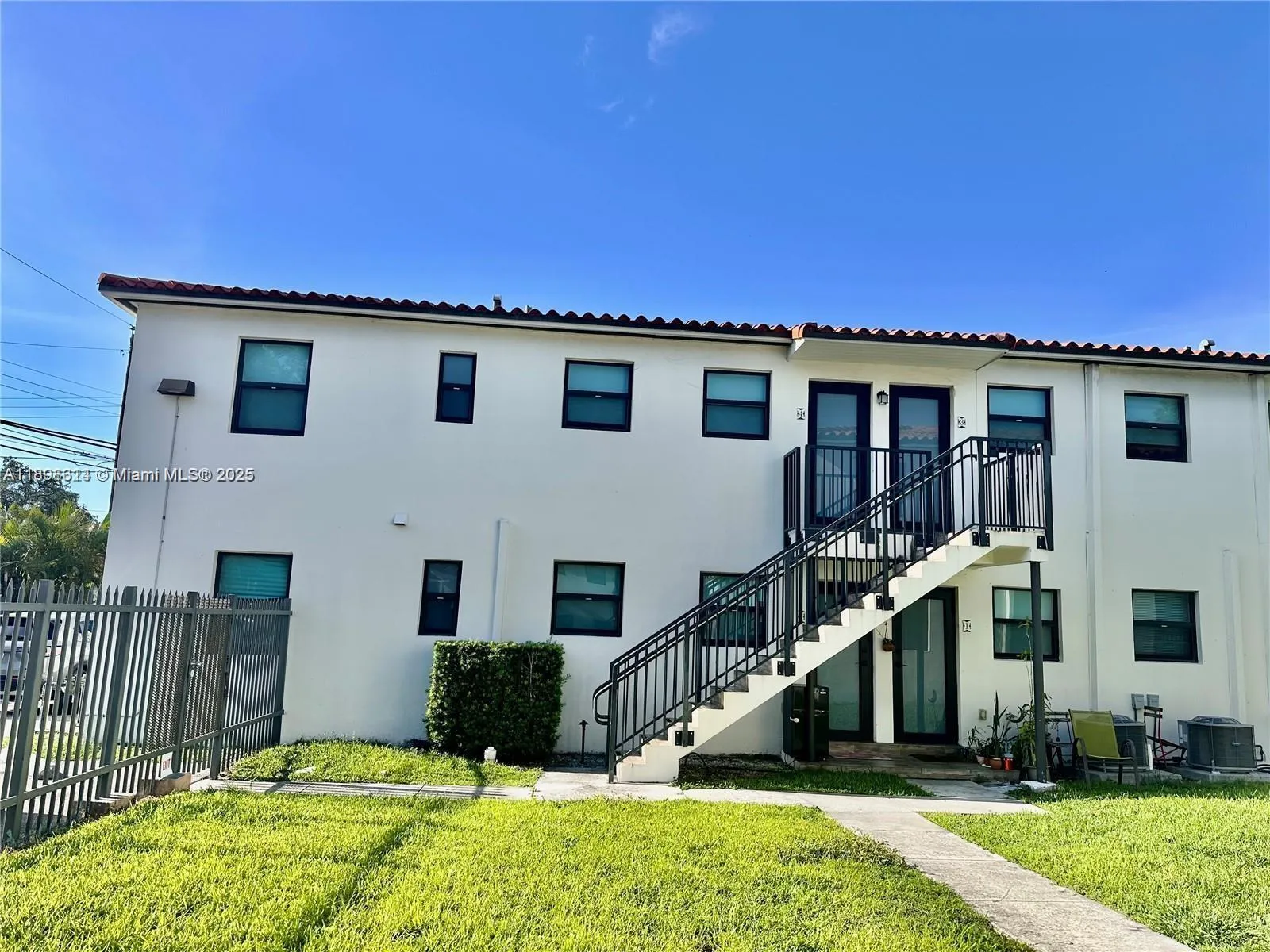 Miami, Florida 33142, United States, 2 Bedrooms Bedrooms, ,1 BathroomBathrooms,Residential,Active,233849