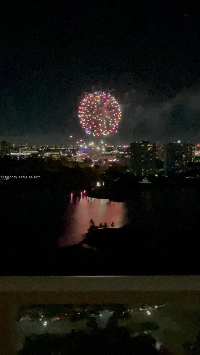 HAMPTONS WEST CONDO - Residential