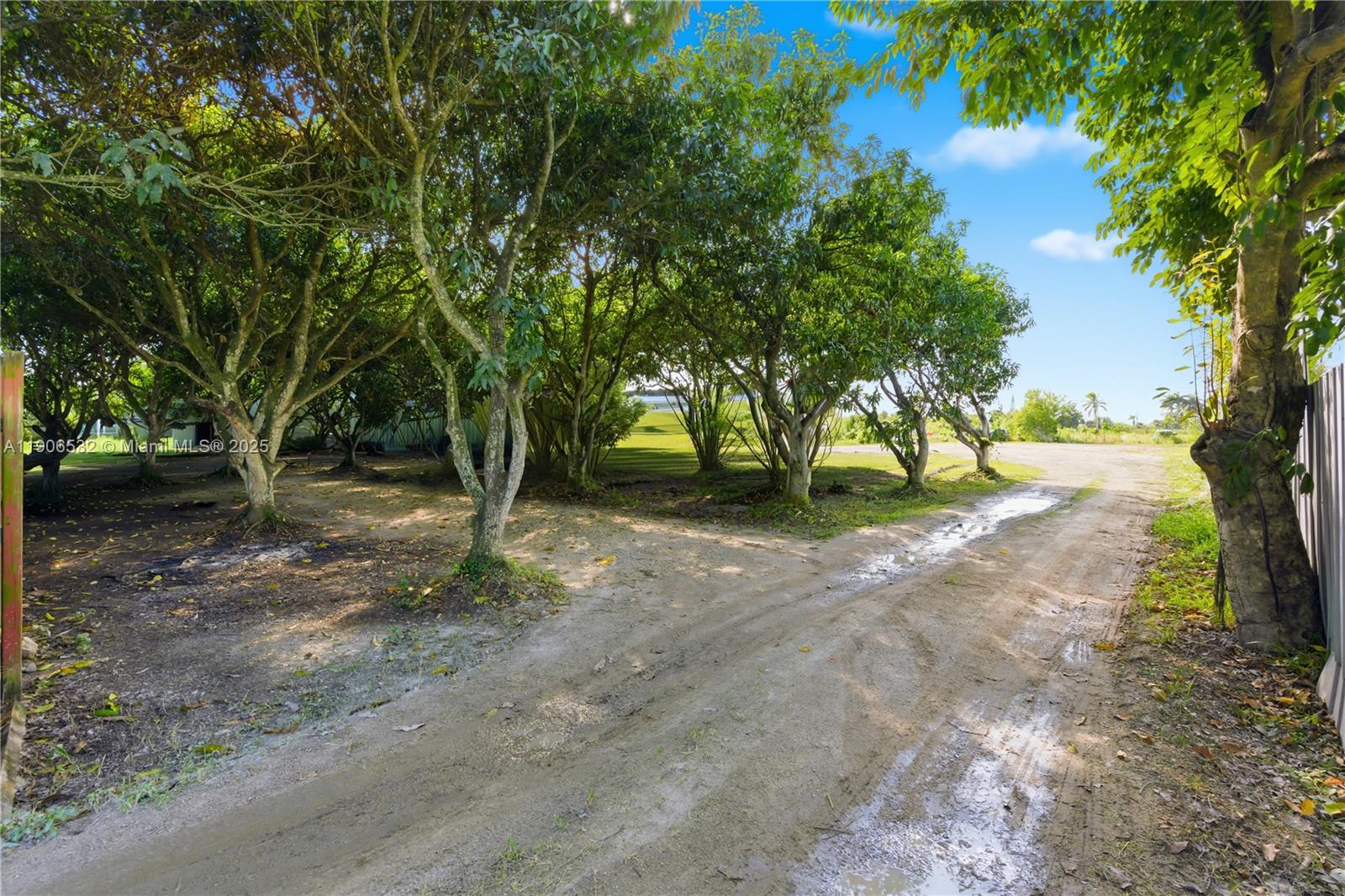 No subdi - Residential