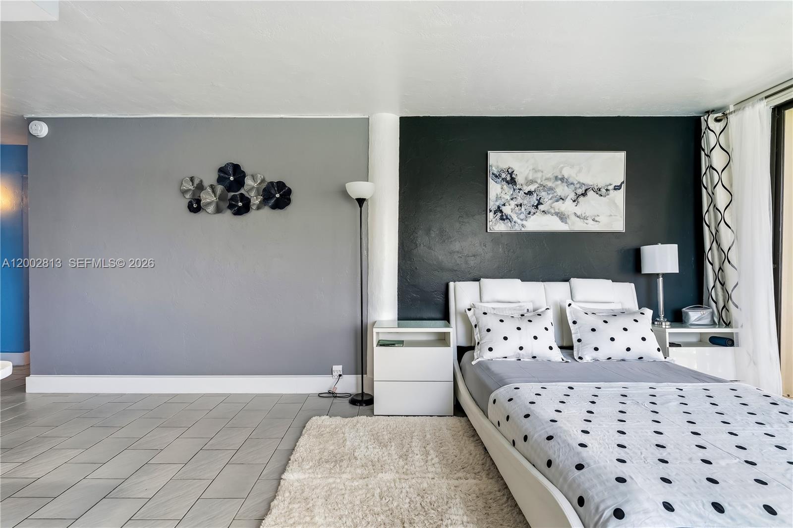 6484 Indian Creek Dr 317