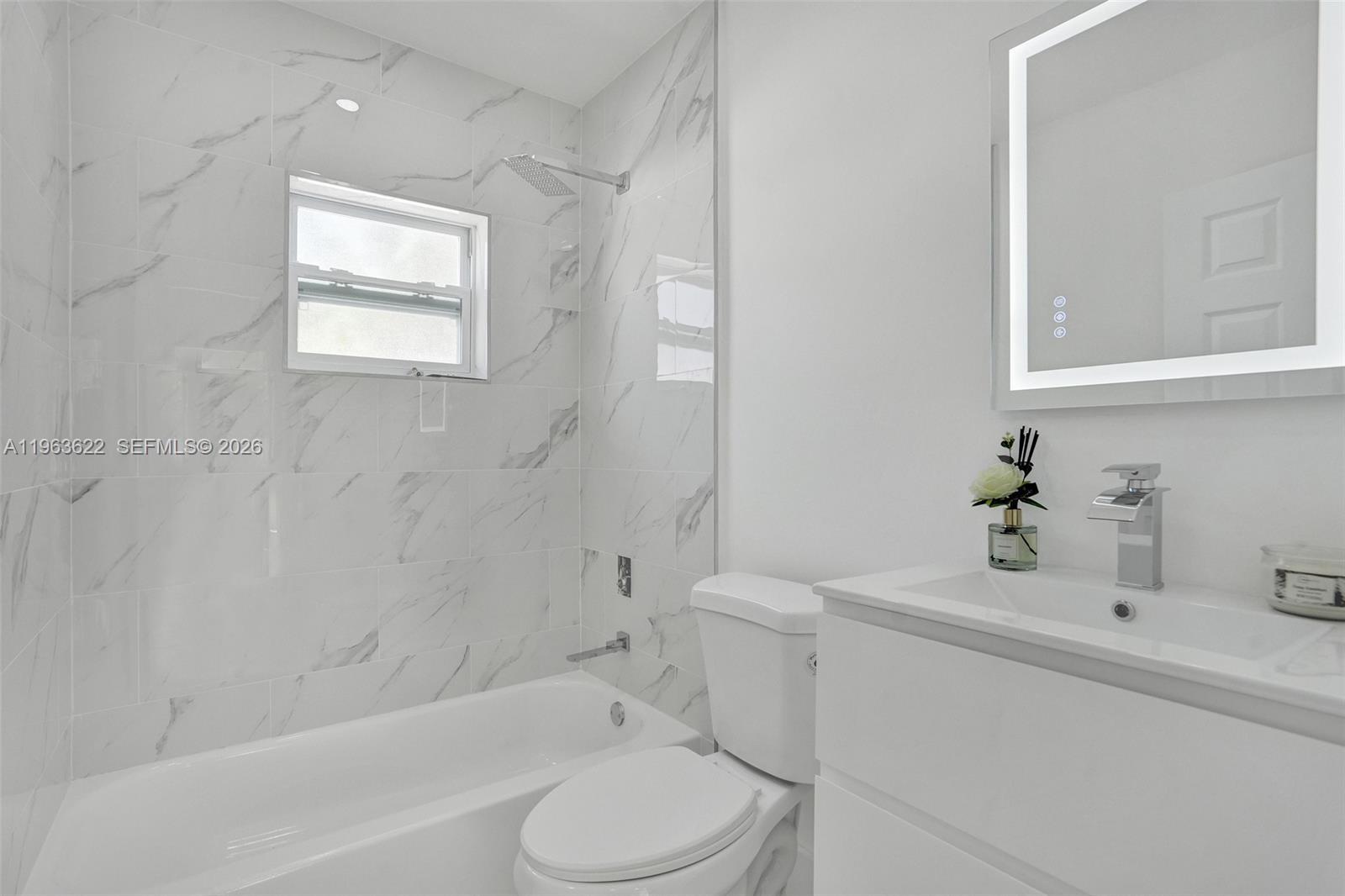 Hollywood Lawns - Residential